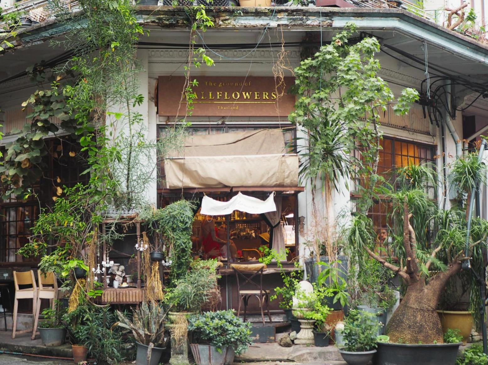Noir Cafe And Hostel Chinatown Бангкок Экстерьер фото